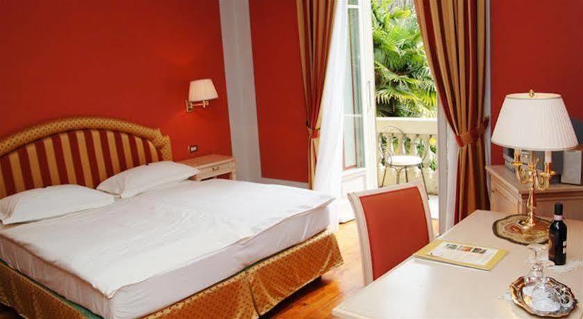 Villa Palmira กันโนบีโอ ภายนอก รูปภาพ